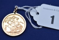 Lot 1 - A George V gold sovereign, 1927, in 9ct....