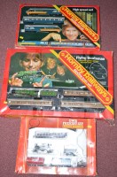 Lot 276 - A Hornby 00 GWR freight set; an electric train...