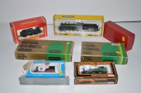 Lot 281 - A quantity of 00 and H0-gauge locomotive train...