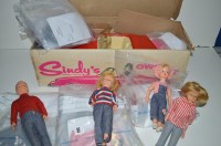 Lot 304 - A Tressy doll, together with outfits, to...
