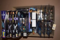 Lot 1013 - Babylon 5 interest, including: Exclusive...
