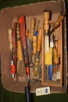 Lot 1065 - A collection of: small chisels; together with...