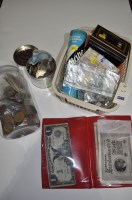 Lot 1305 - A large quantity of coinage; banknotes; etc.