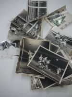Lot 371 - A selection of approximately 40 mainly press...