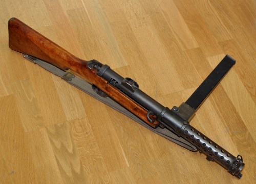 Lot 943 - A Lanchester Mark I 9mm sub-machine gun, the...