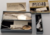 Lot 534 - An Elizabeth Lindisfarne pattern cake slice...