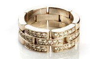 Lot 886 - Cartier, Paris: a diamond set Maillon Panthére...