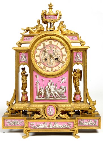 Lot 1214 - A French late 19th Century gilt bronze mantel...