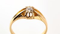 Lot 722 - A single stone diamond ring, the brilliant cut...