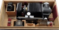 Lot 970 - An early Leitz close-up bellows unit for screw-...