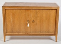 Lot 1184 - Gordon Russell of Broadway for Chapmans Siesta...