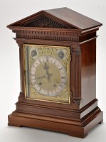 Lot 912 - A German walnut mantel clock, c.1900, the...
