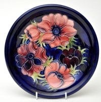Lot 401 - Moorcroft 'Anemone' pattern dish, with blue...