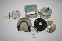 Lot 109 - A modern G. Loomis Venture 7 fly reel, spare...