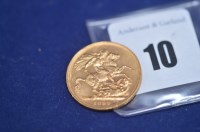 Lot 10 - A Victorian gold sovereign, 1899.