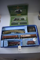 Lot 1614 - Hornby Dublo Duchess of Atholl Train Set with...