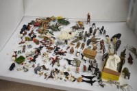 Lot 1621A - Britains cold painted hollow cast figures, to...