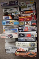 Lot 1668 - Model constructor kits, by Fujimi, Matchbox,...