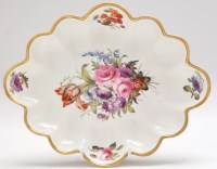 Lot 89 - Derby white ground scallop shape diamond dish,...