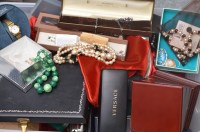 Lot 704 - Costume jewellery to include necklaces,...