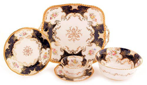 Lot 137 - Coalport bone china tea service