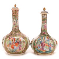 Lot 32 - Chinese porcelain mid 19th Century bottle vase