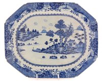 Lot 28 - 18th Century Chinese blue and white canted meat dish