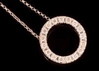 Lot 500 - Diamond pendant