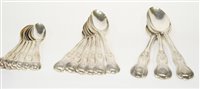 Lot 587 - Silver spoons kings pattern