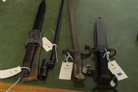 Lot 705 - 4 bayonets