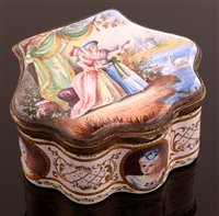 Lot 646 - A 19th Century French patch box