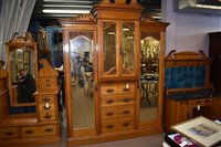 Lot 844 - three piece bedroom suite