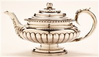 Lot 577 - George IV silver teapot