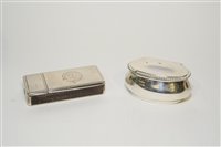 Lot 635 - Vesta case and snuff box