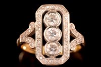 Lot 766 - Art Deco diamond ring