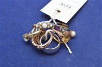 Lot 49 - Rings