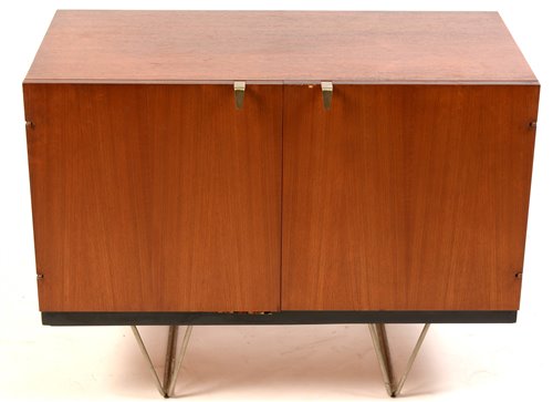 1094 - John & Sylvia Reid for Stag Furniture: a teak 'S' range cabinet.