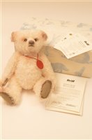 Lot 1132 - Steiff Bella
