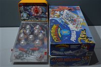 Lot 1577 - Space pinball and other games