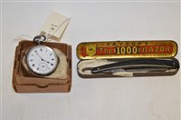 Lot 344 - Razor and pocket watch