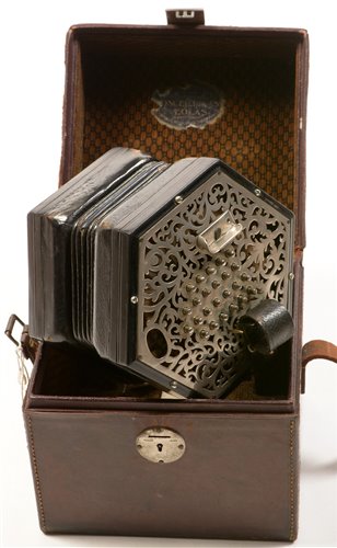 Lot 128 - A Lachenal New Model English system concertina in a Wheatstone case