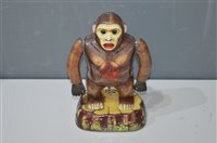 Lot 1077 - Masudaya tin plate gorilla