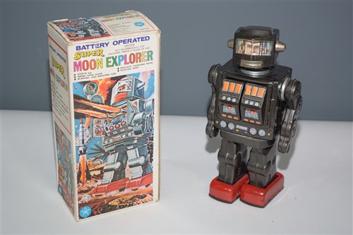 Lot 1023 - HK Super Moon Explorer