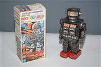 Lot 1023 - HK Super Moon Explorer