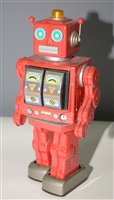 Lot 1037 - Tin plate fighting robot