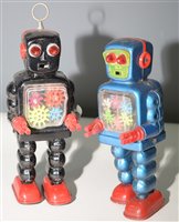 Lot 1045 - KO tin plate Gear Robot