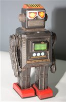 Lot 1046 - SH Horikawa tin plate robot