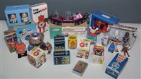 Lot 1055 - Toy robots
