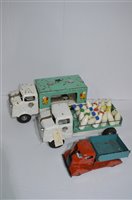 Lot 1655 - Triang vehicles