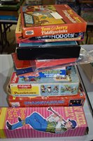 Lot 1660 - Board games